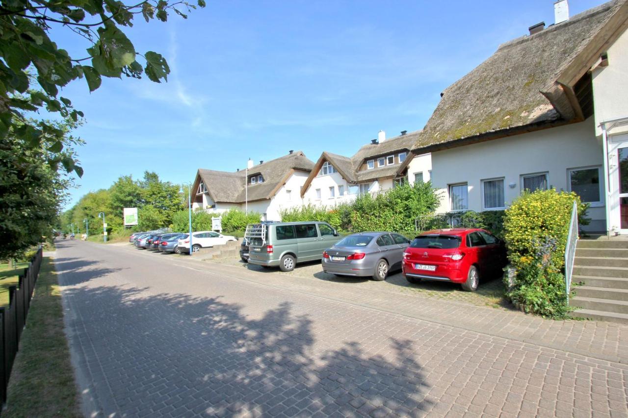 Strandnah Mit Balkon, Gratis Nutzung Vom Ahoi Erlebnisbad Und Sauna In Sellin - Strandhaus Moenchgut Fewo21 Lobbe Exterior foto